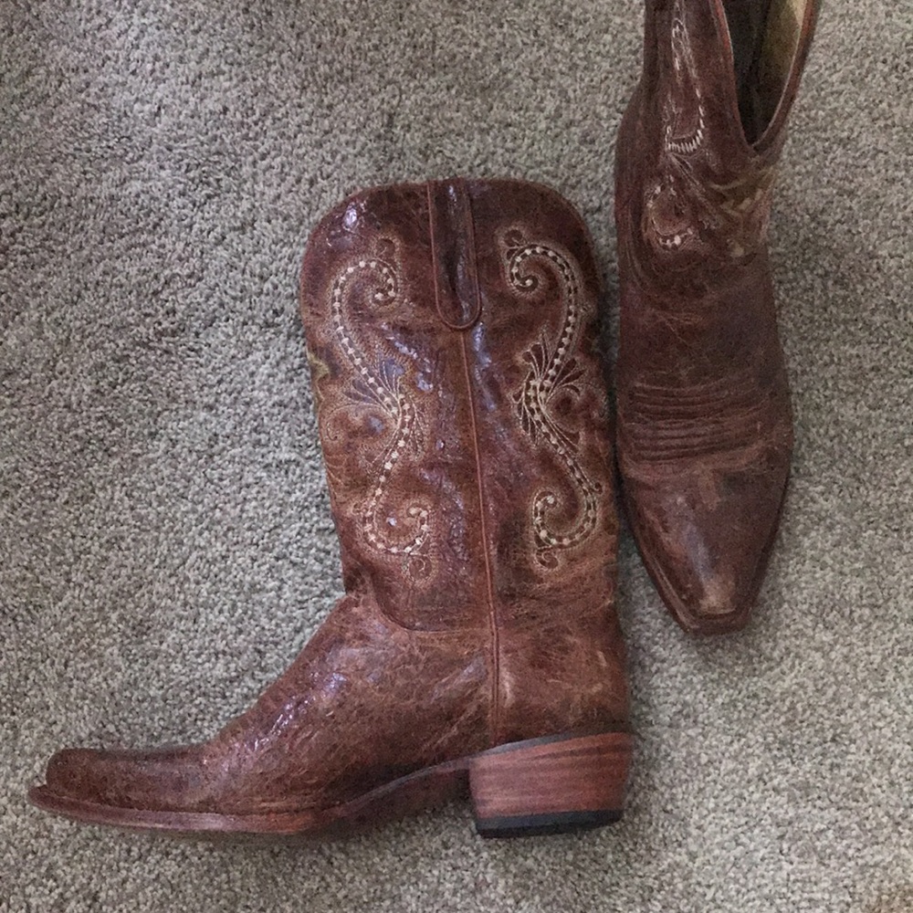 Ferrini Leather Distressed Embroidered Boots 9.5